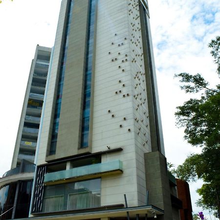 Inntu Hotel Medellin Ngoại thất bức ảnh