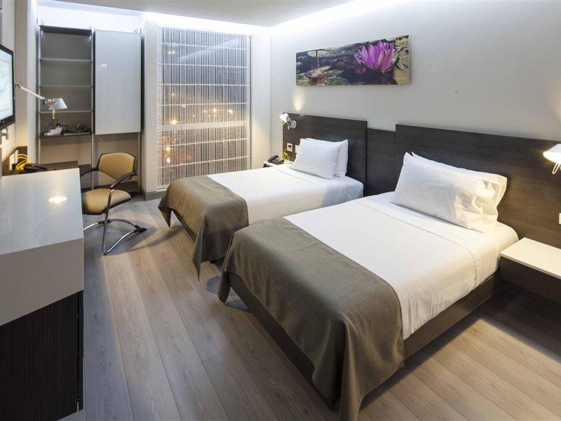 Inntu Hotel Medellin Ngoại thất bức ảnh