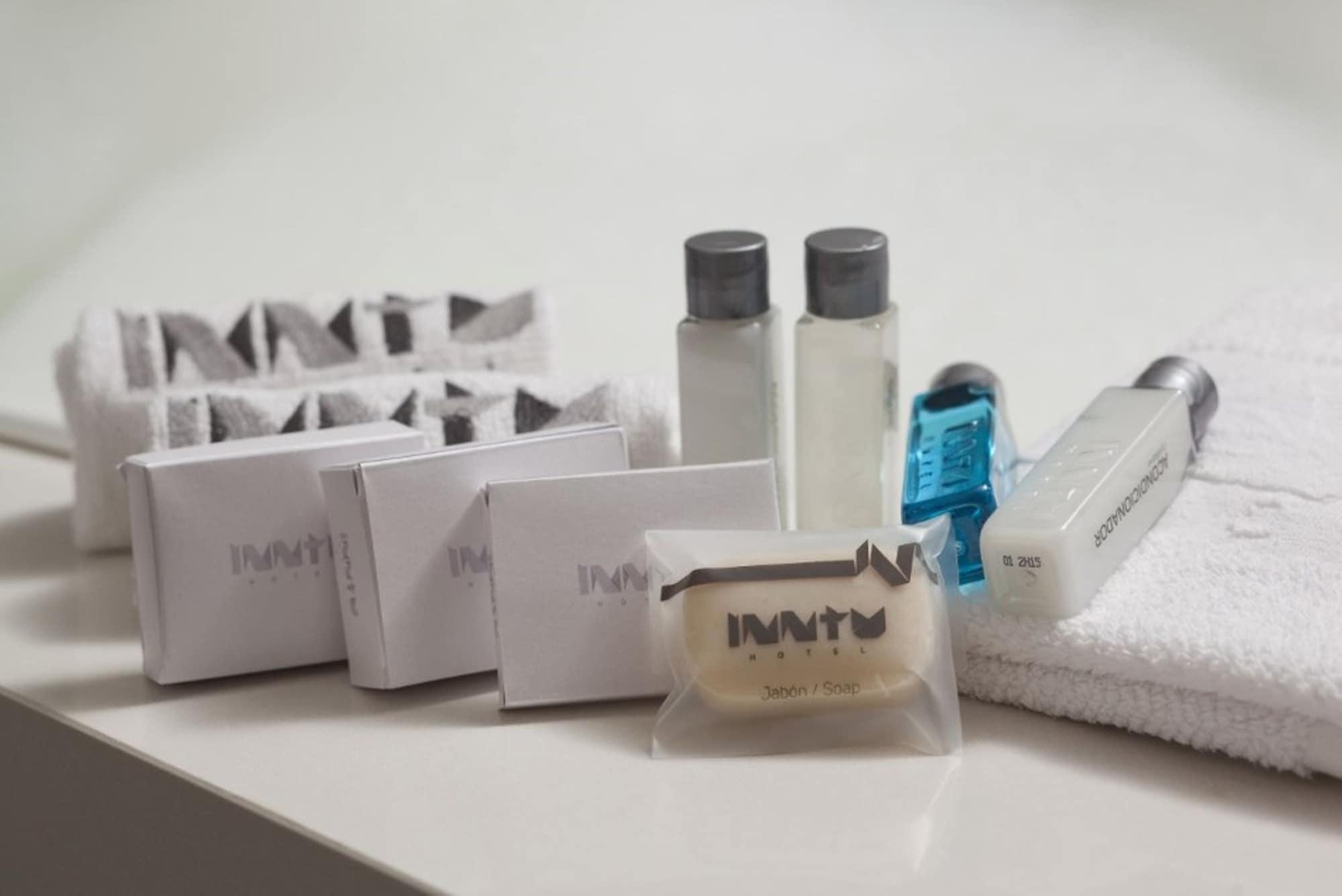 Inntu Hotel Medellin Ngoại thất bức ảnh