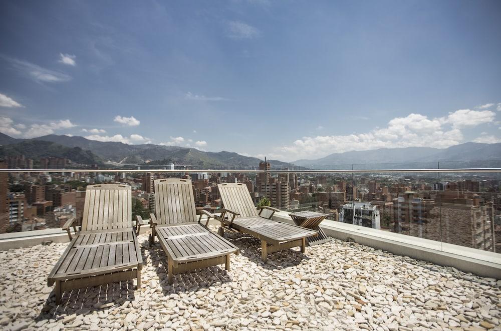 Inntu Hotel Medellin Ngoại thất bức ảnh