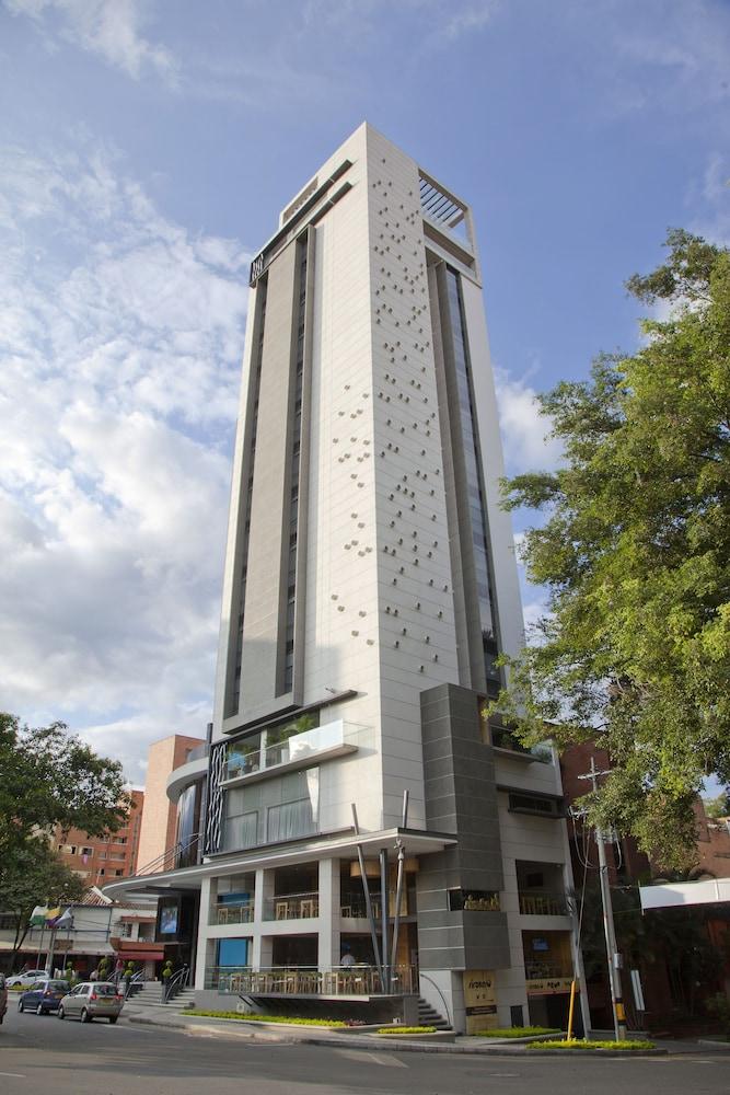 Inntu Hotel Medellin Ngoại thất bức ảnh