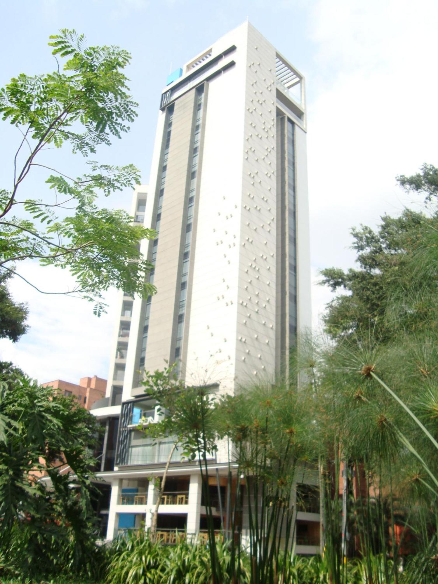 Inntu Hotel Medellin Ngoại thất bức ảnh