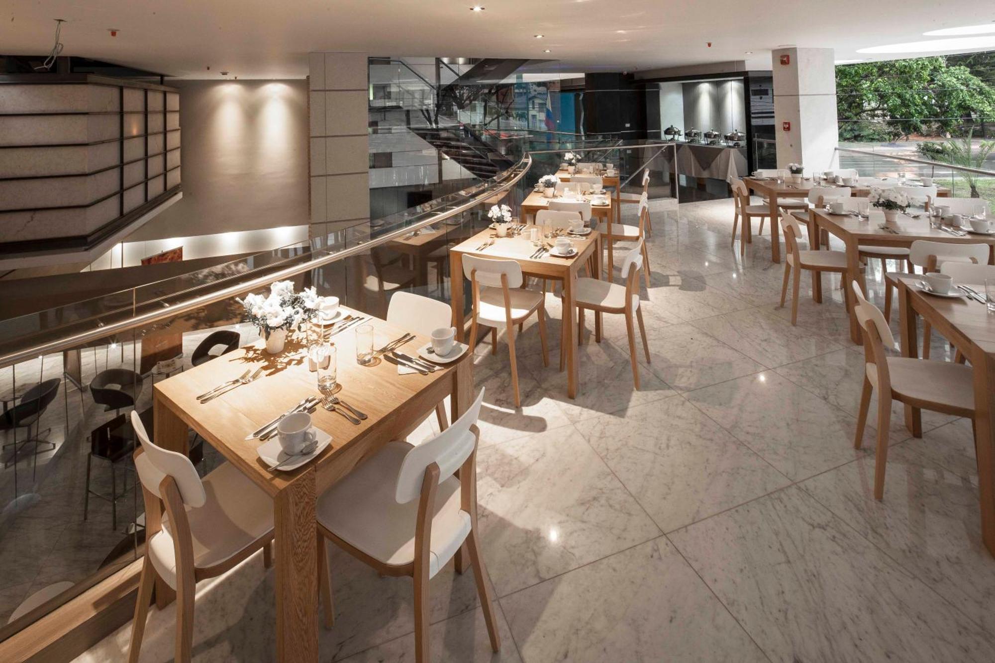 Inntu Hotel Medellin Ngoại thất bức ảnh