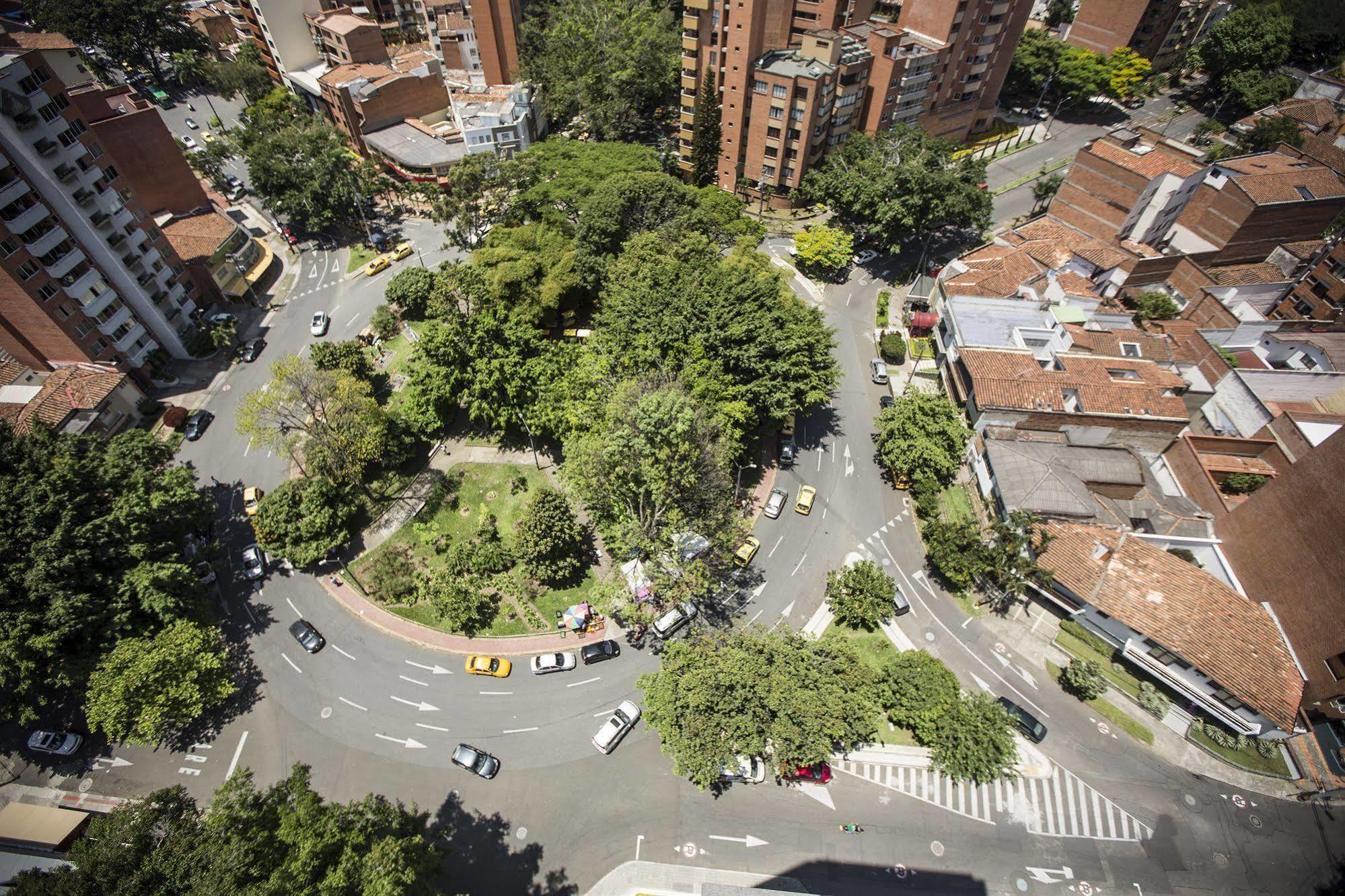 Inntu Hotel Medellin Ngoại thất bức ảnh
