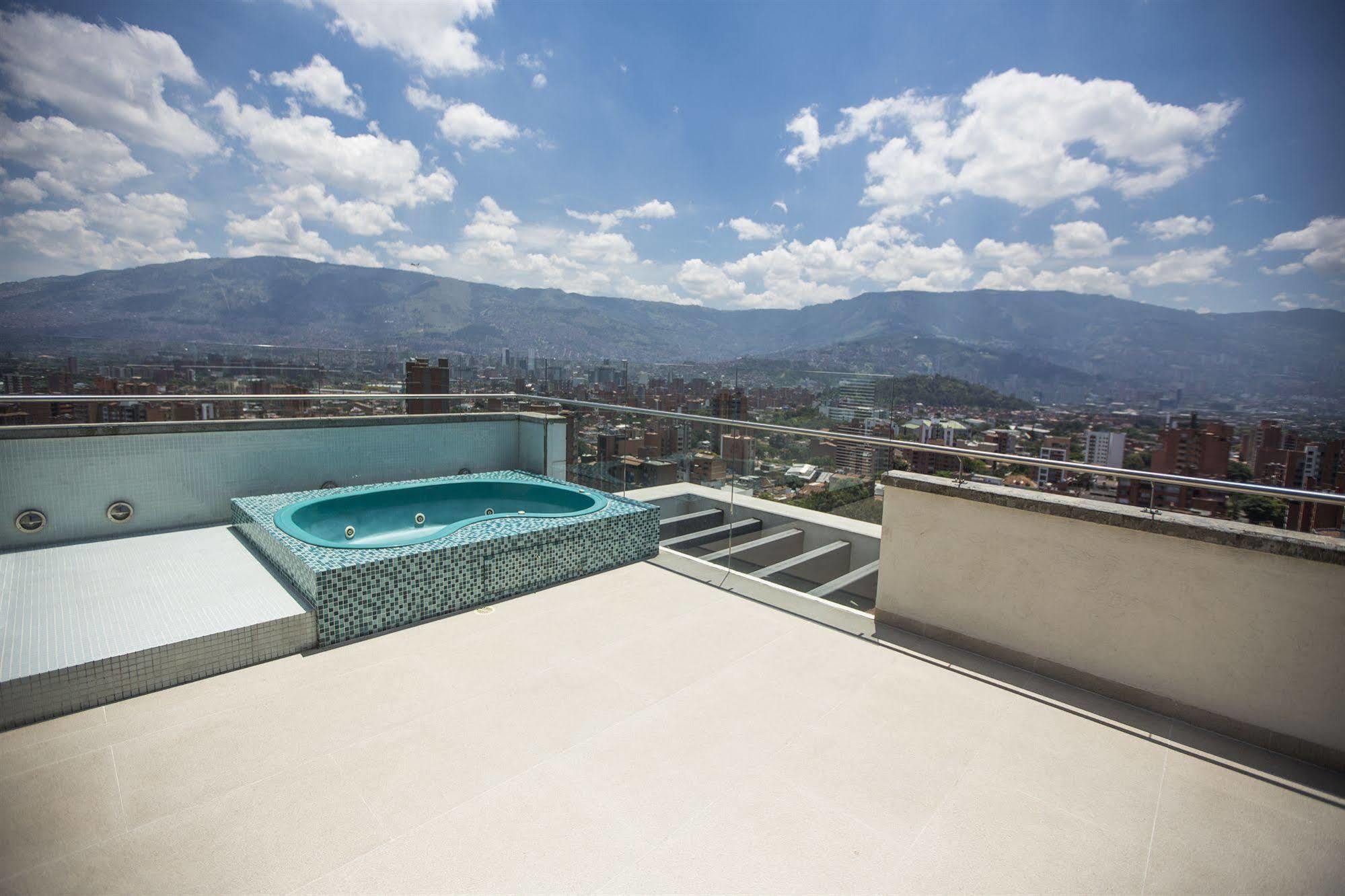 Inntu Hotel Medellin Ngoại thất bức ảnh